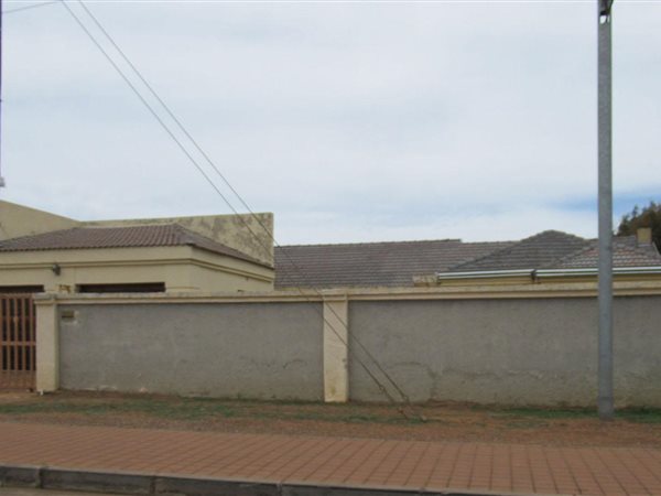 3 Bedroom House 3 Bedroom House