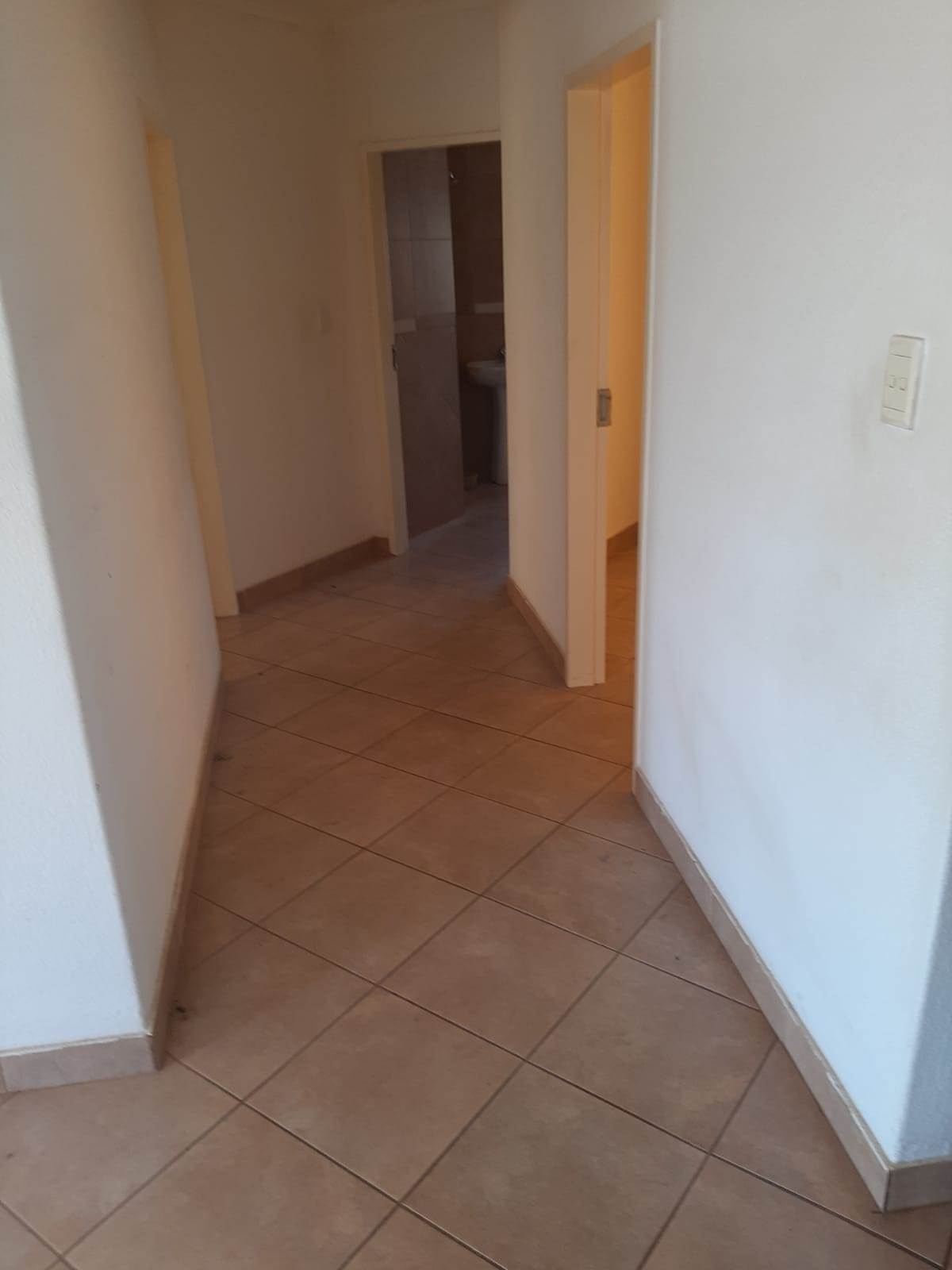 2 Bed Cluster in Randfontein photo number 5