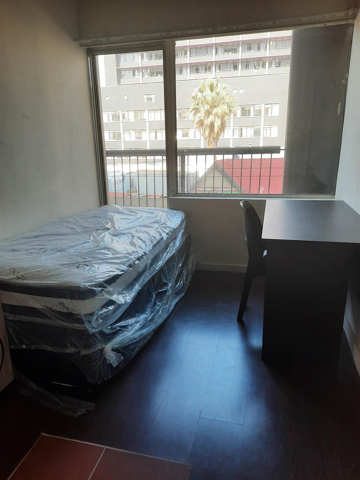 3 Bed Apartment in Braamfontein photo number 8