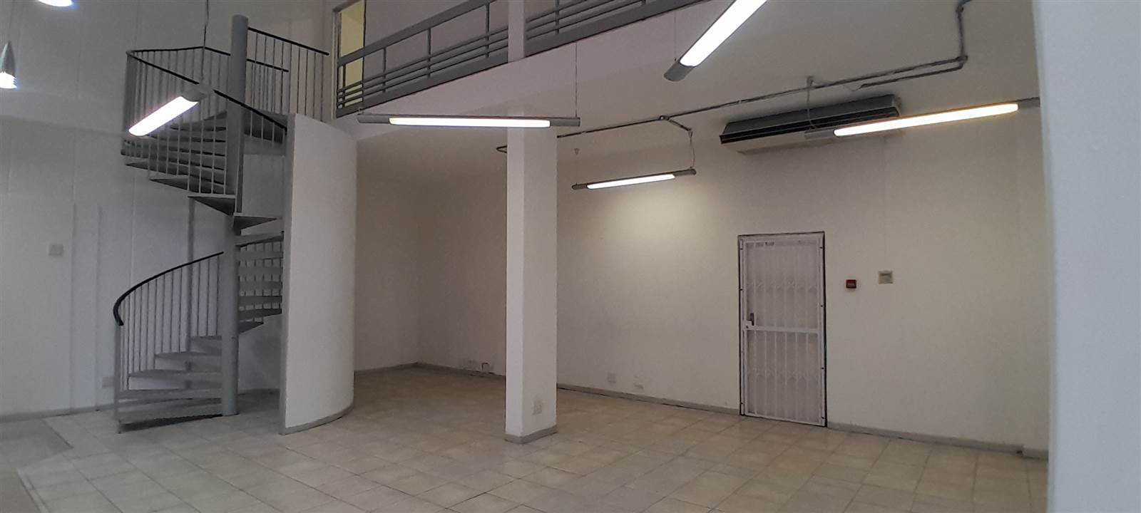 150  m² Retail Space in Rustenburg Central photo number 2