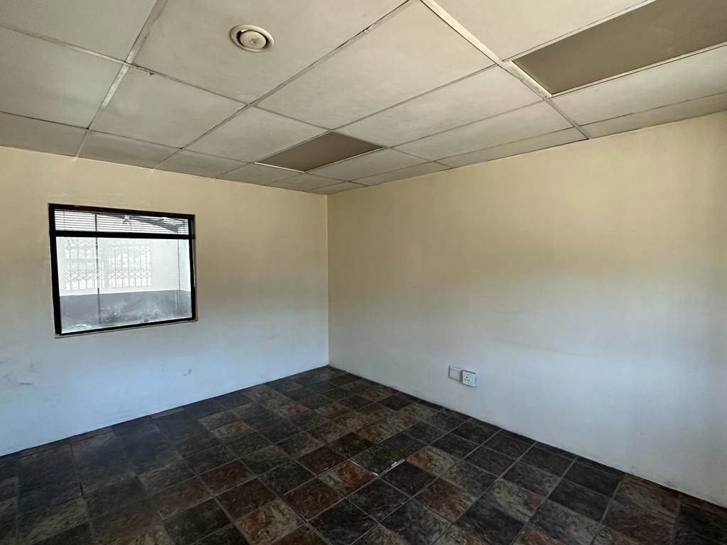 521  m² Industrial space in Bellville Central photo number 8