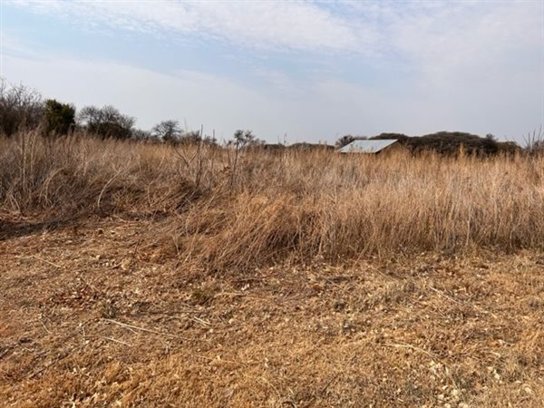 1360 m² Land available in Hartbeesfontein