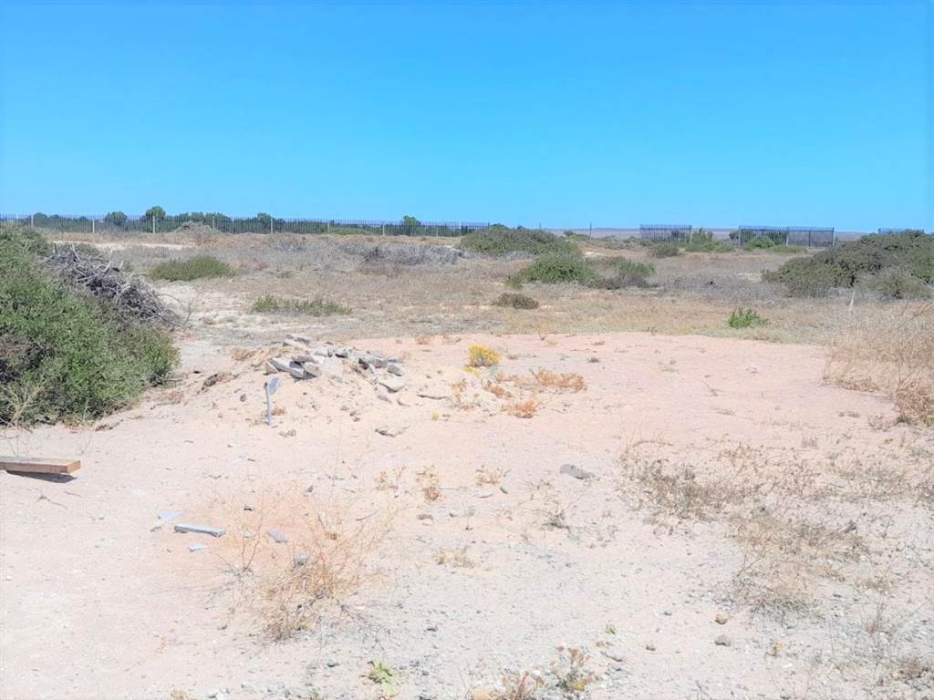 560 m² Land available in Britannia Bay photo number 3