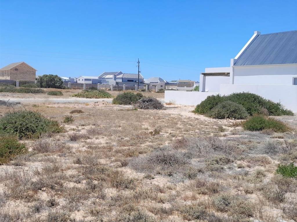 560 m² Land available in Britannia Bay photo number 6