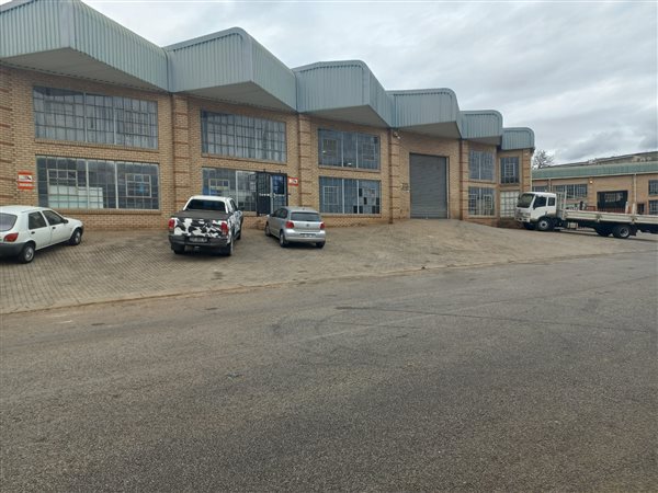 1750  m² Industrial space in Nelspruit Central