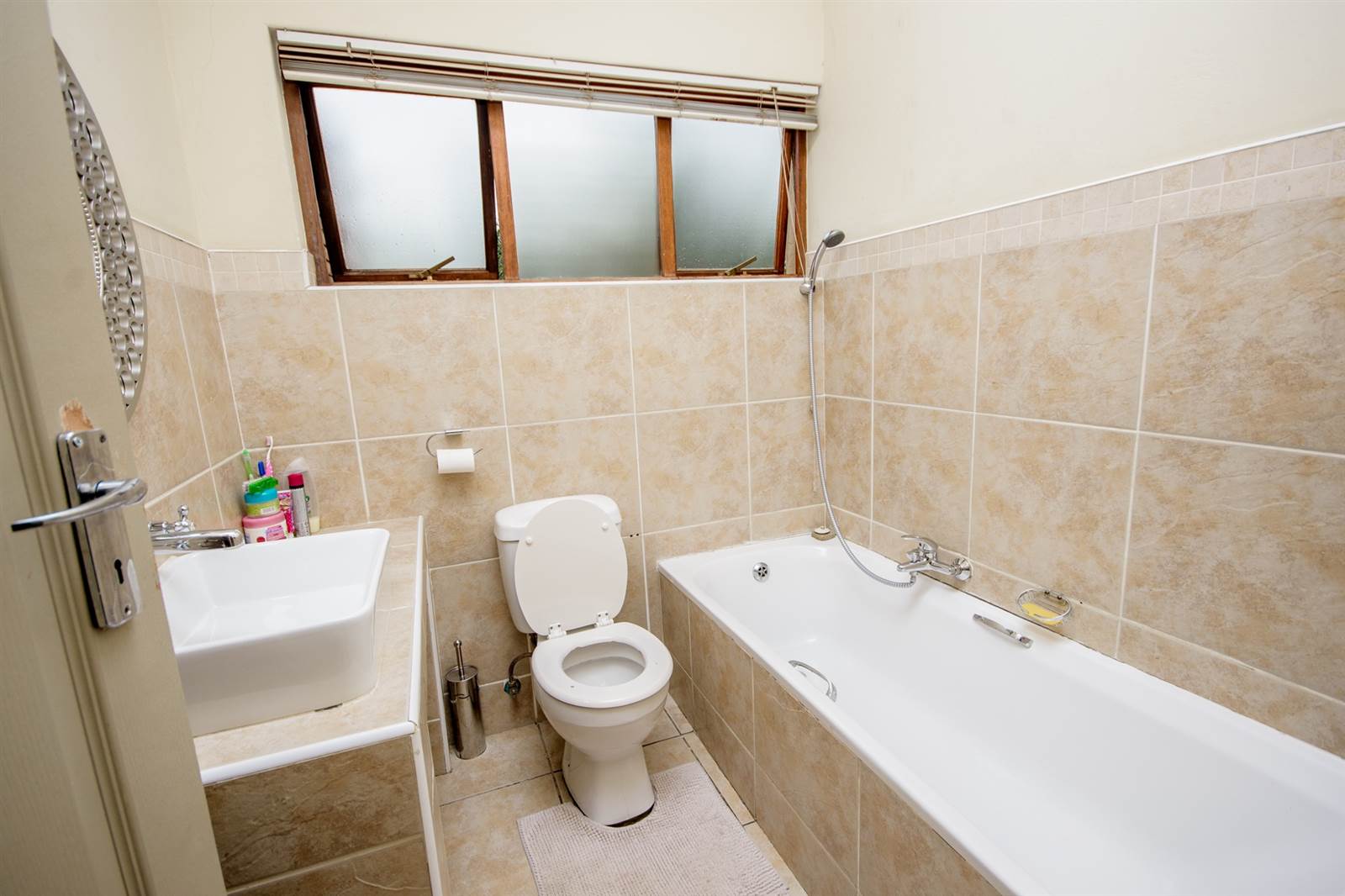 3 Bed Townhouse in Terenure photo number 18