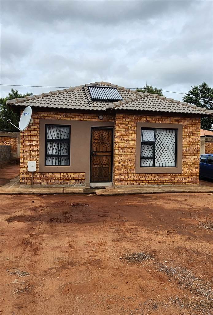 2 Bedroom House