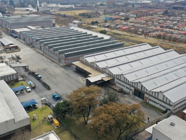 5 750 m² Industrial space 5 750 m² Industrial space