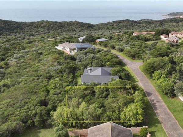 636 m² Land available in Cintsa