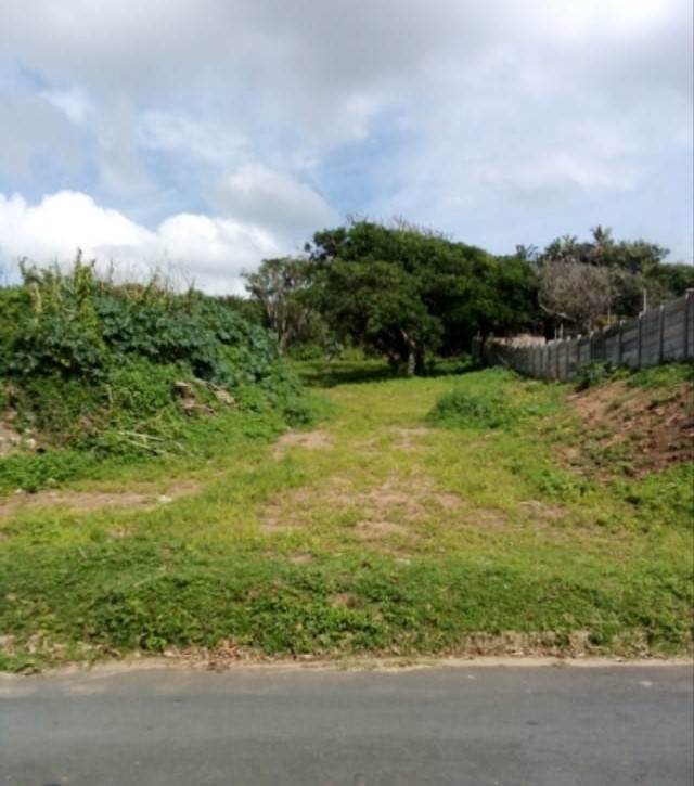1085 m² Land available in Hibberdene photo number 2