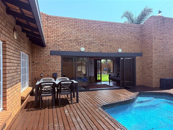 3 Bedroom House 3 Bedroom House