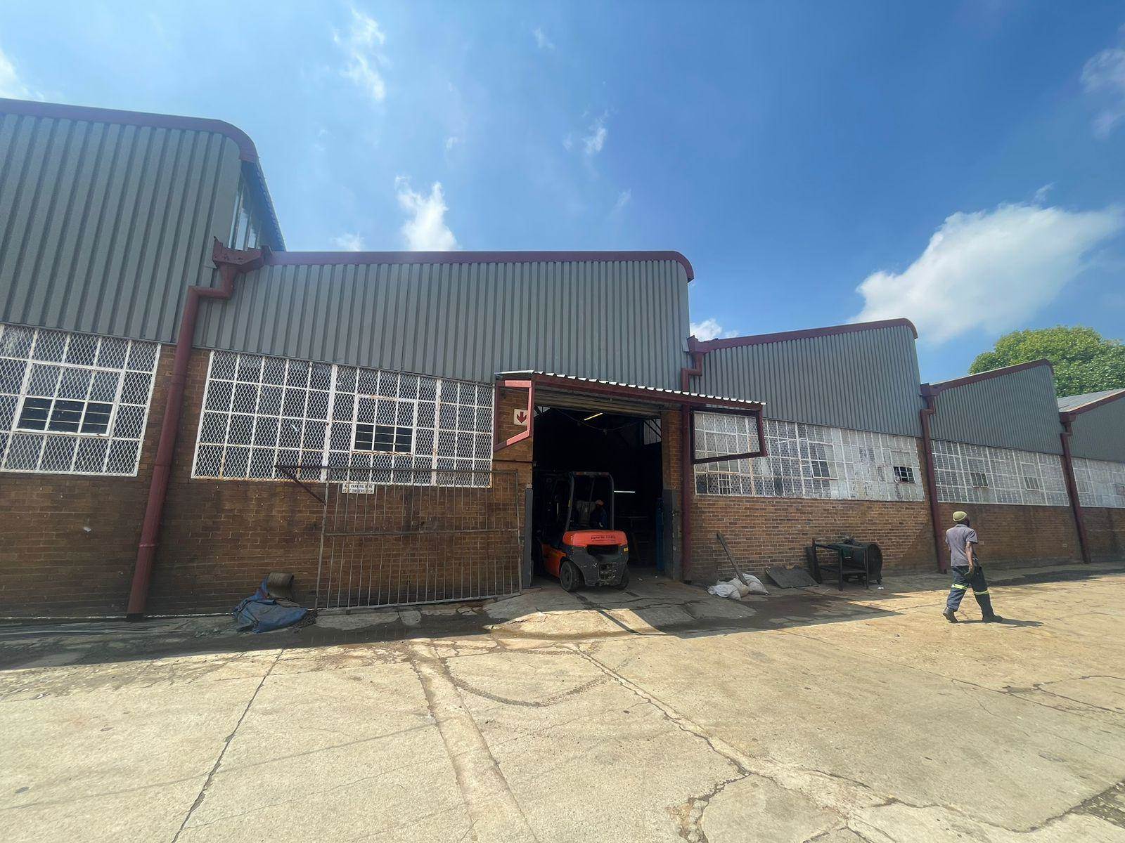 1279  m² Industrial space in Eastleigh photo number 1