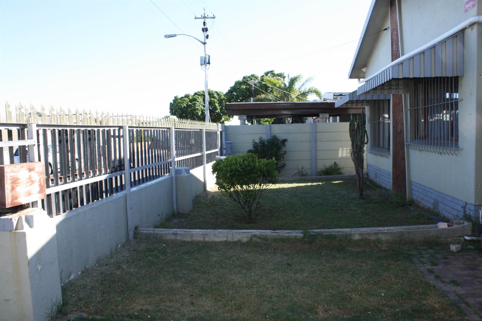 3 Bed House in Vasco Estate photo number 2