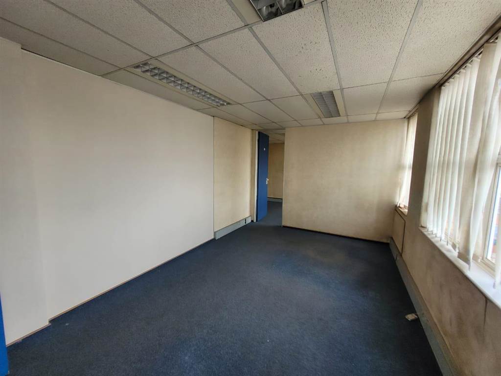 108  m² Commercial space in Kempton Park Central photo number 12