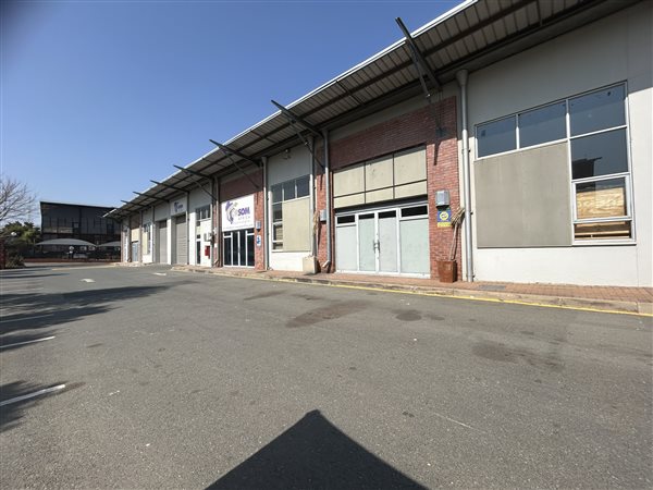 498  m² Industrial space