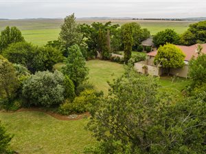 2 ha Farm in Helderstrome AH