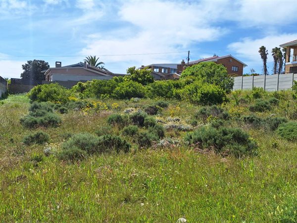 771 m² Land available in Dana Bay