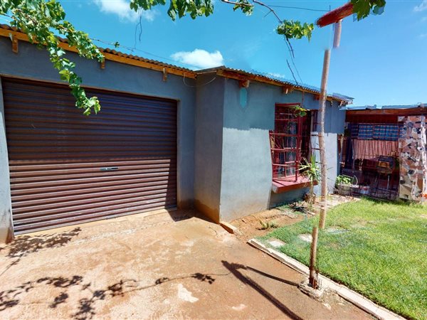 3 Bedroom House 3 Bedroom House