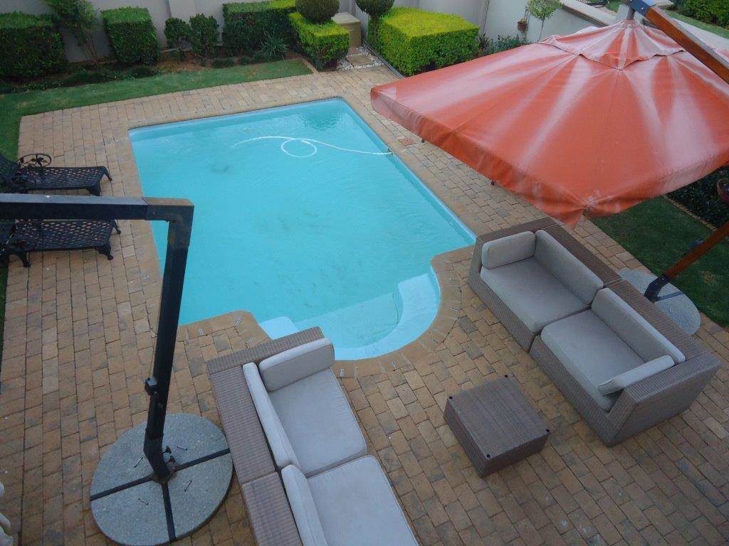 5 Bed House in Waterkloof Ridge photo number 28