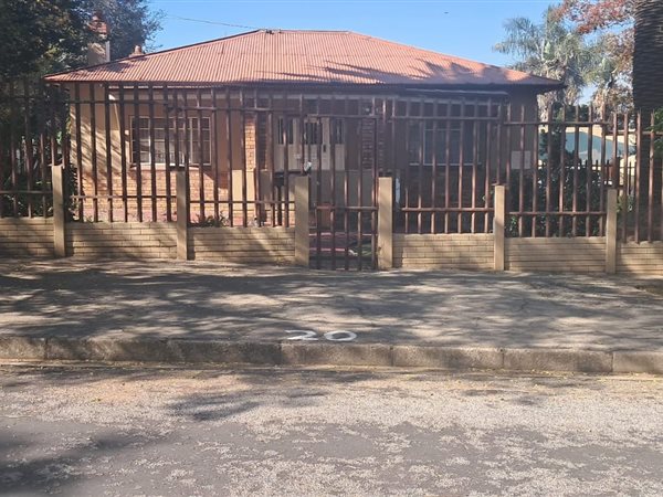3 Bedroom House 3 Bedroom House
