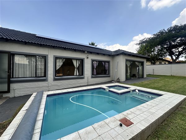 5 Bedroom House 5 Bedroom House