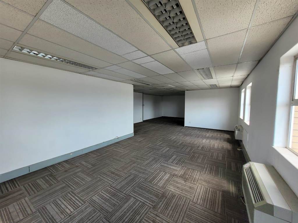 182  m² Commercial space in Kempton Park Central photo number 14