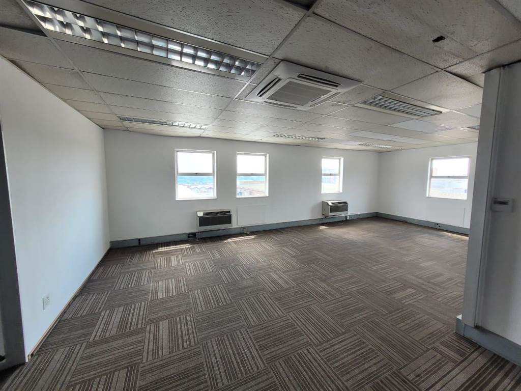 182  m² Commercial space in Kempton Park Central photo number 1