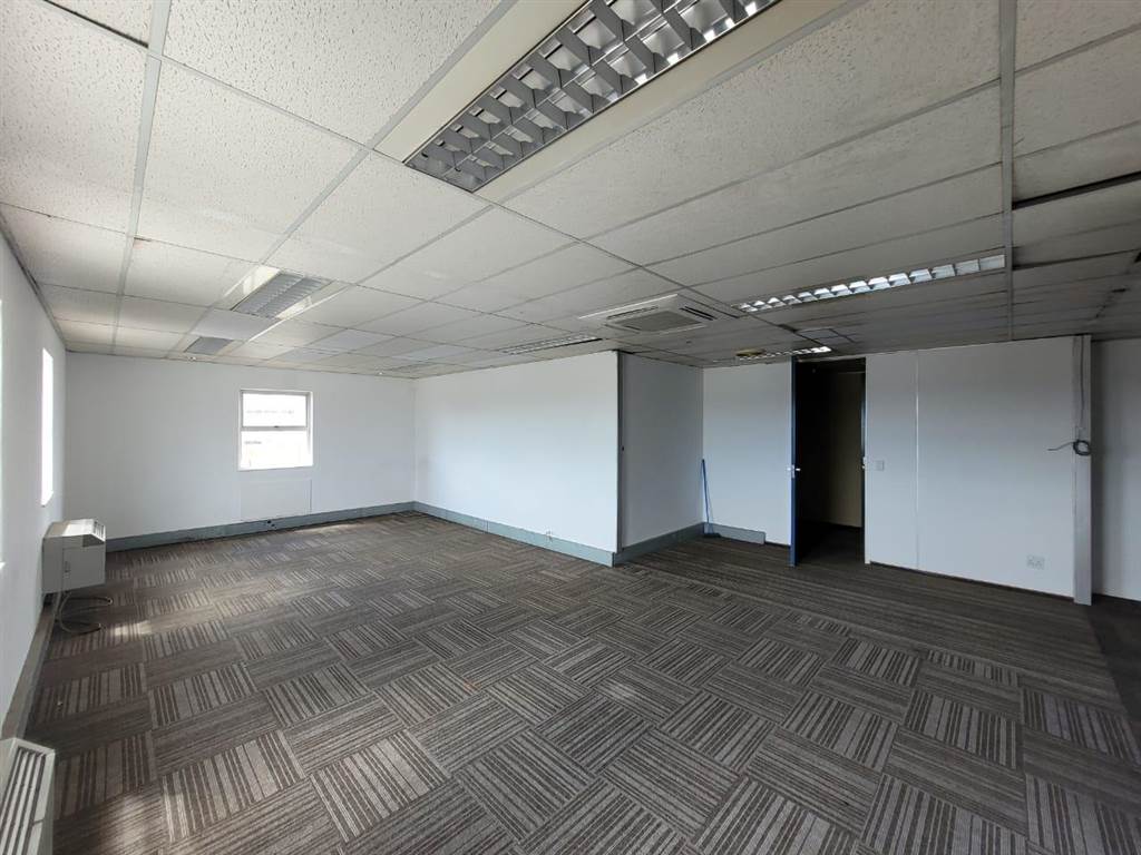 182  m² Commercial space in Kempton Park Central photo number 16