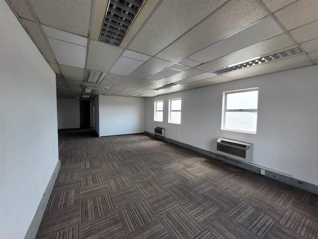 182  m² Commercial space in Kempton Park Central photo number 13