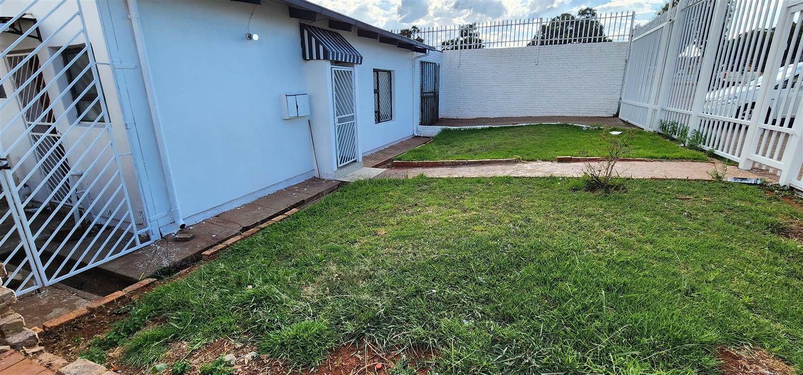 3 Bed House in Laudium photo number 7