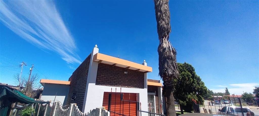 3 Bed House in Embalenhle photo number 19