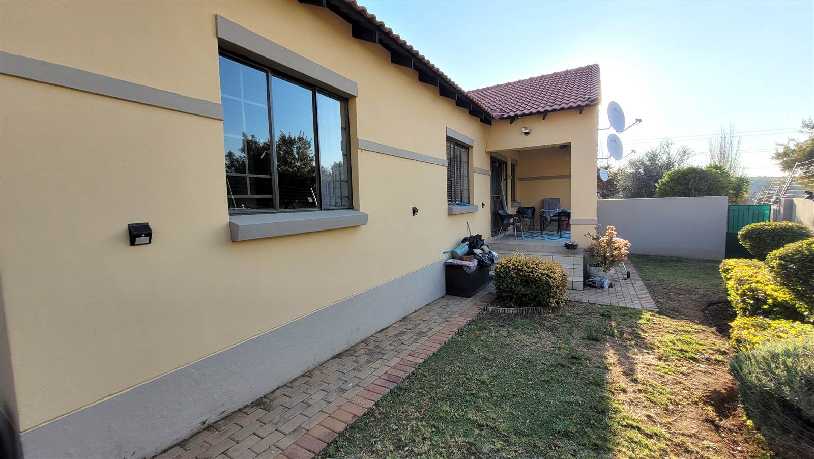 2 Bed Townhouse in Mooikloof Ridge photo number 22