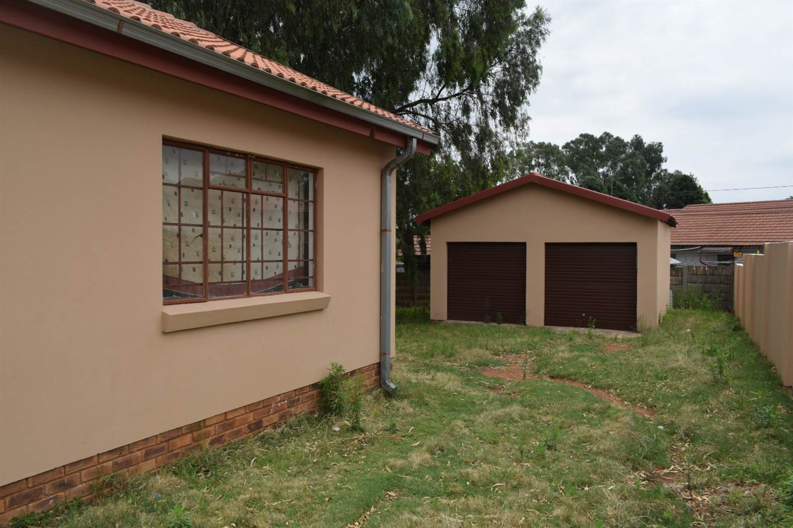 2 Bed House in Rensburg photo number 15