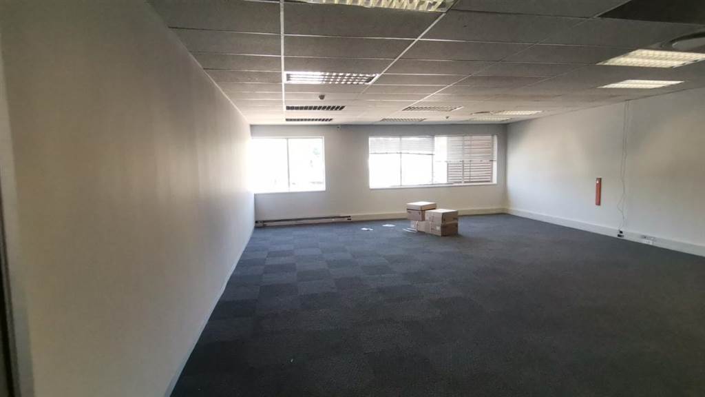 139  m² Commercial space in Essexwold photo number 4