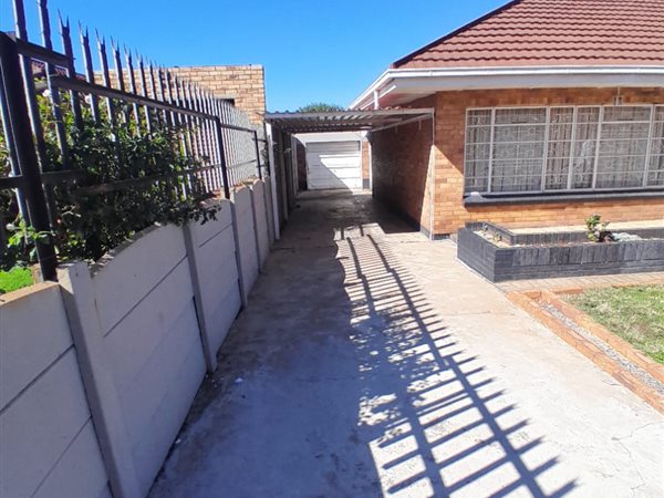 3 Bedroom House 3 Bedroom House