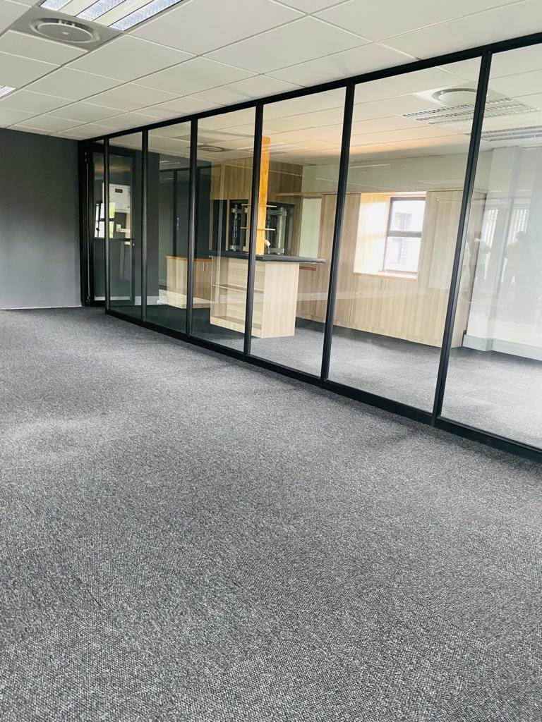 423.84  m² Office Space in Westville photo number 11