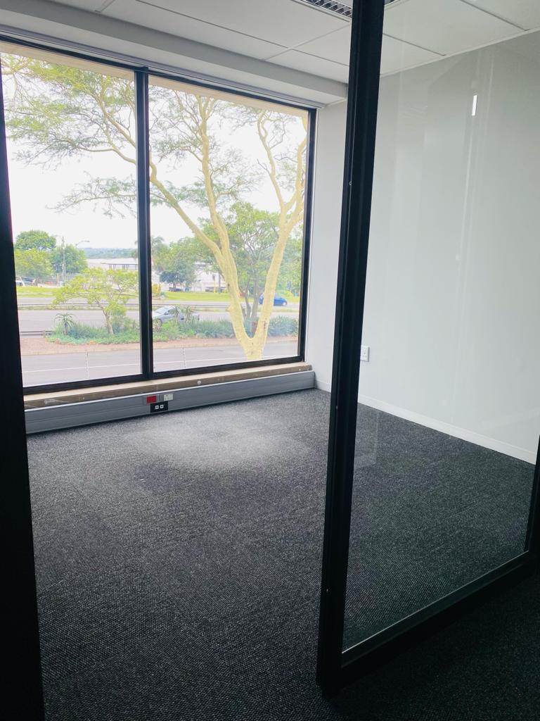 423.84  m² Office Space in Westville photo number 14
