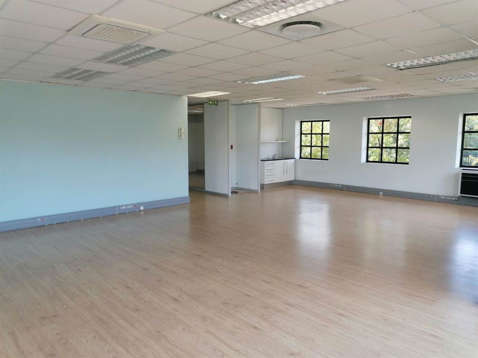 512  m² Commercial space in Bryanston photo number 15