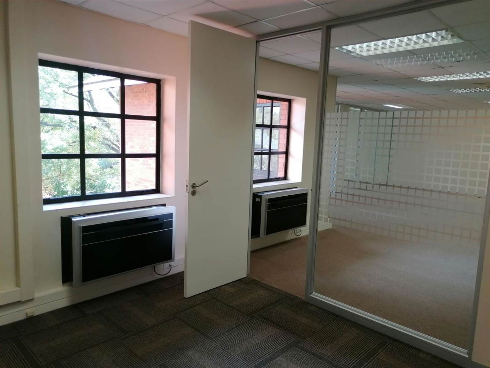 512  m² Commercial space in Bryanston photo number 10
