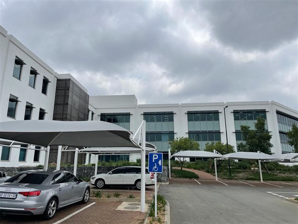 4000  m² Commercial space in Waterfall Estate