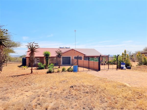 2.2 ha Smallholding 2.2 ha Smallholding