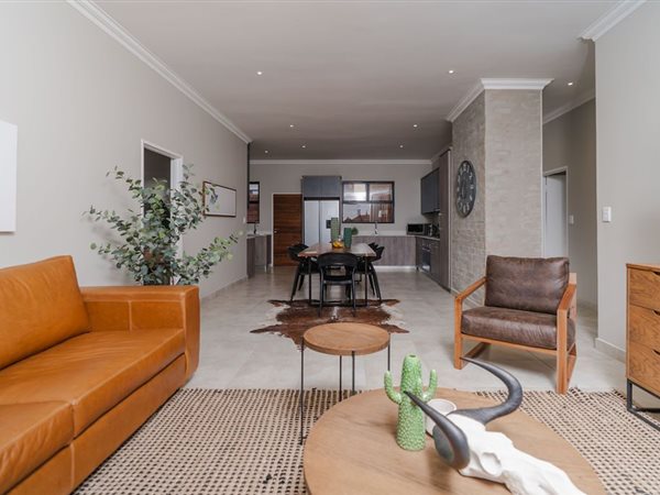 3 Bedroom Simplex 3 Bedroom Simplex