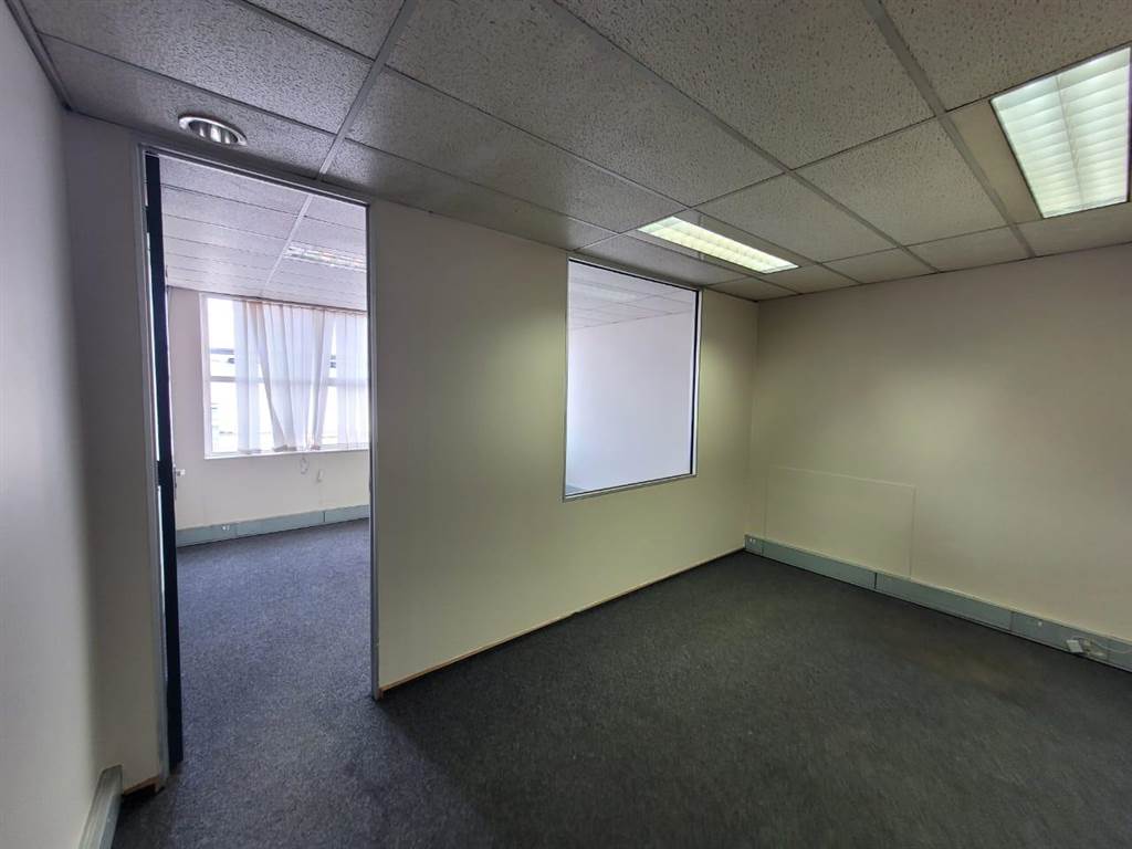 205  m² Commercial space in Kempton Park Central photo number 10