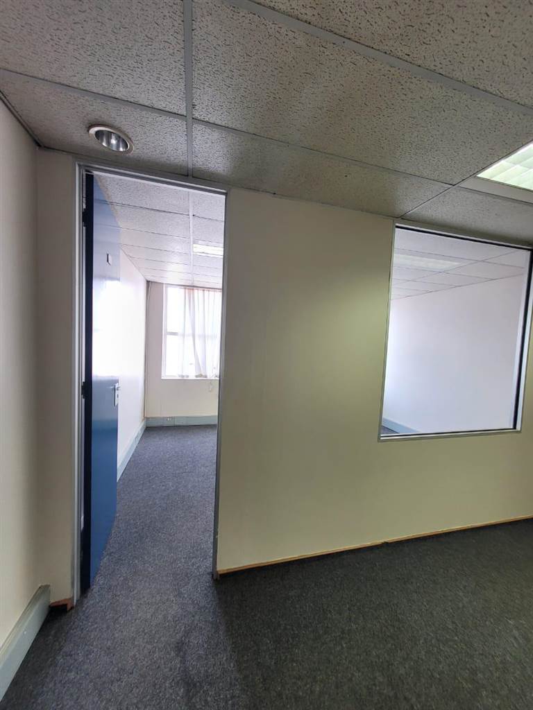 205  m² Commercial space in Kempton Park Central photo number 6