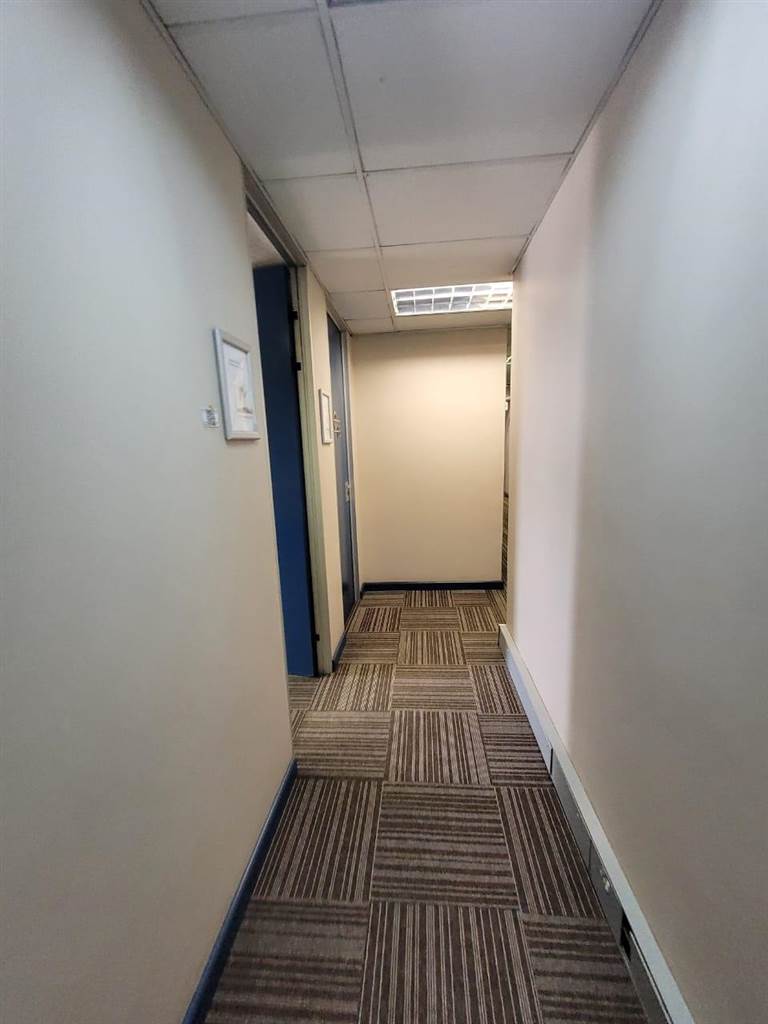 205  m² Commercial space in Kempton Park Central photo number 3