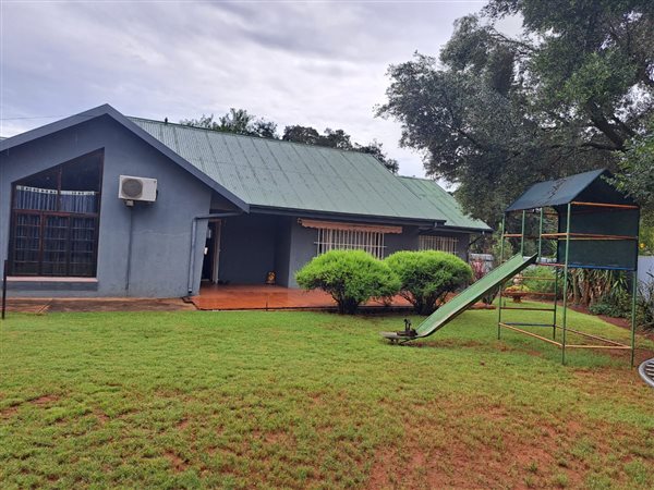 3 Bedroom House 3 Bedroom House
