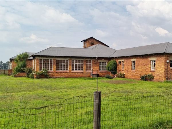 89 ha Farm in Daggafontein