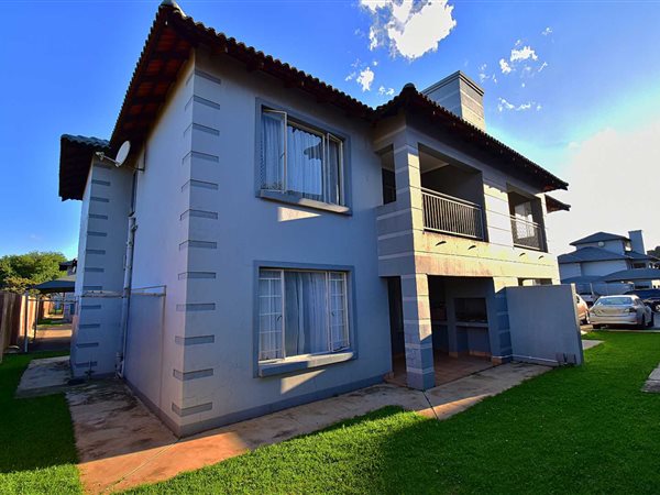 2 Bedroom Townhouse 2 Bedroom Townhouse