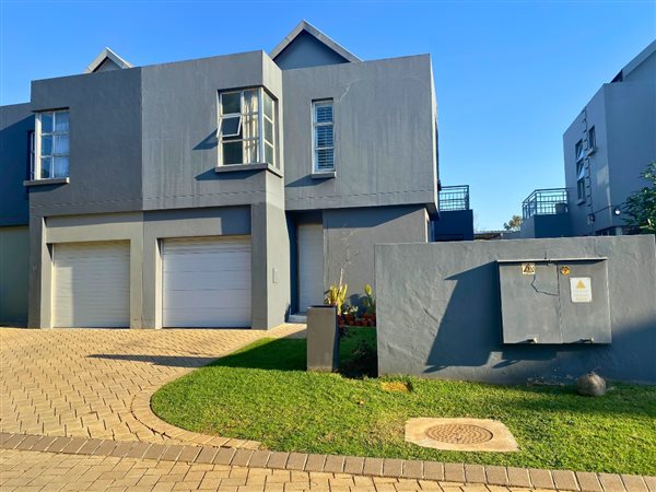 3 Bedroom Duplex 3 Bedroom Duplex