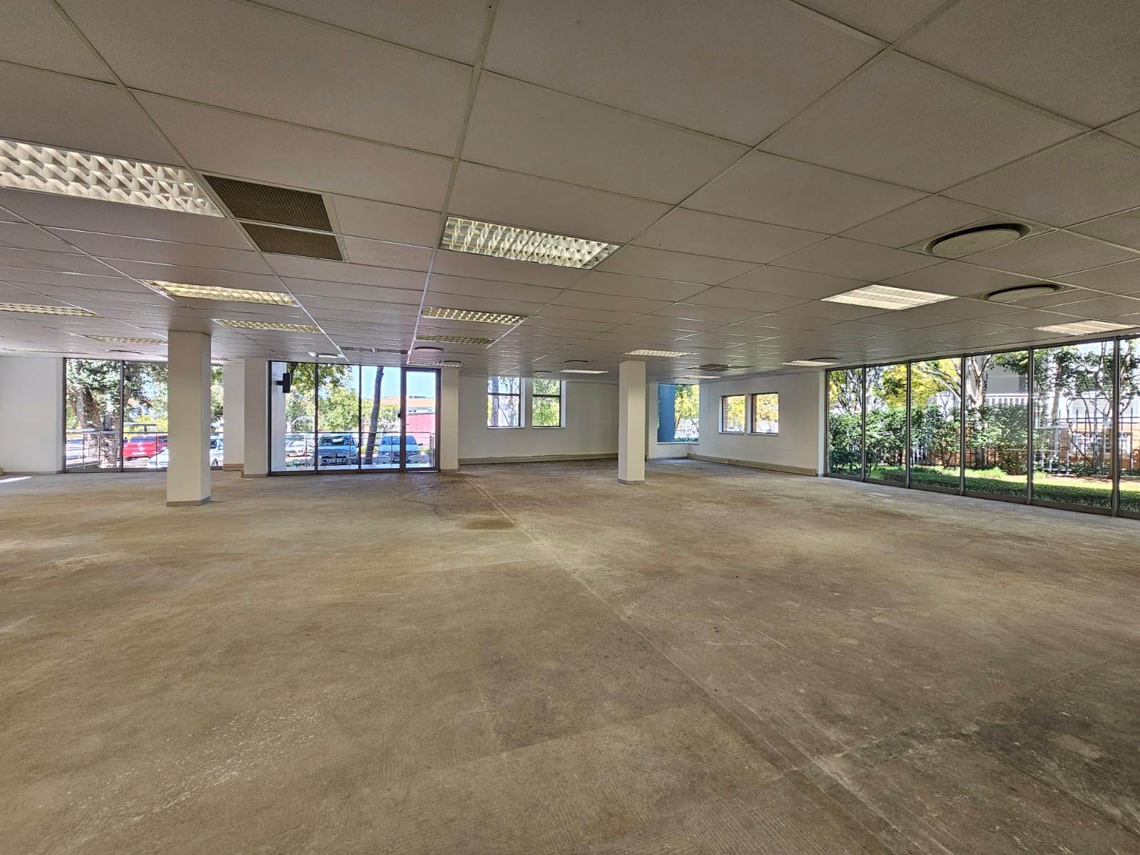 674  m² Commercial space in Bryanston photo number 4